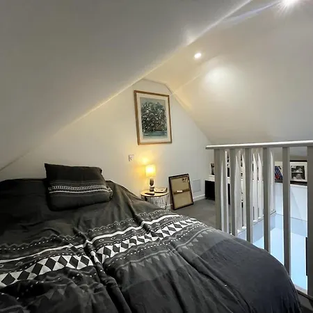 Apartment Gaura Yourhosthelper